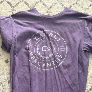 T shirt BUNDLE (4 graphic tee shirts)